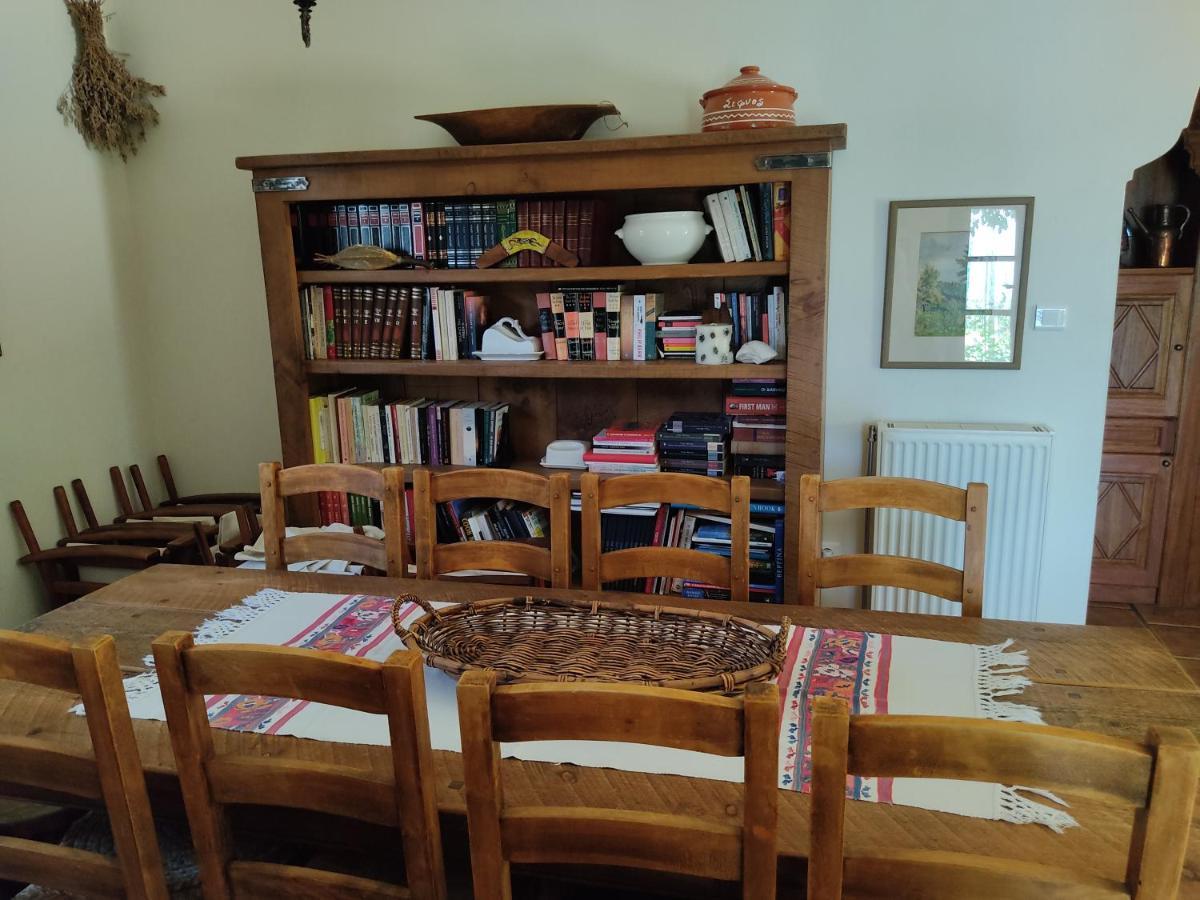 فيلا White Stone House With Great Sea View تساغارادا المظهر الخارجي الصورة